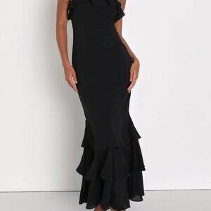 Black Sleeveless Tiered Maxi Dress